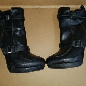 Ankle boots